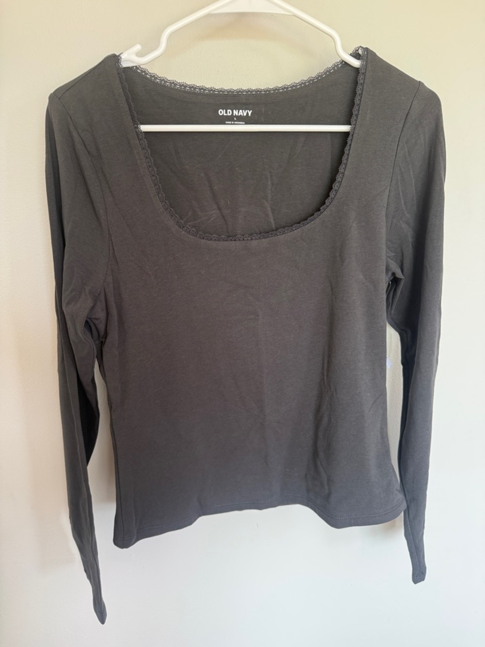 Old Navy Dark Charcoal Long-Sleeve Scoop Neck Top